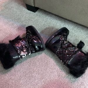 Gorgeous Black sparkling Moon boots  EU size 39